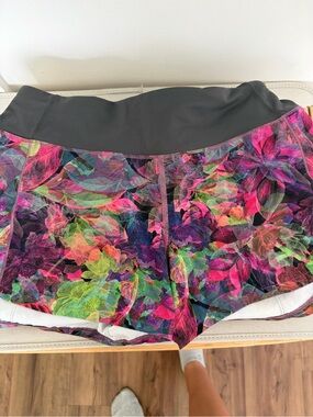 lululemon athletica Black-Waist Multicolor Leaf Print Athletic Shorts